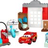 LEGO  10456 McQueens bezoek aan Docs garage