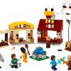 LEGO  21273 De Ghast-ballon aanval op het dorp