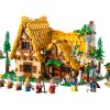 LEGO  43242 Huisje van Sneeuwwitje en de zeven dwergen