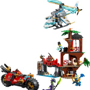 Ninjavoertuigen bij de boomhut