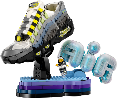 LEGO  43025 Nike Air Max 95 x LEGO set